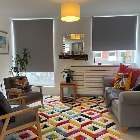 Apartamento Modern And Comfortable Flat With Private Parking Oxford Exterior foto