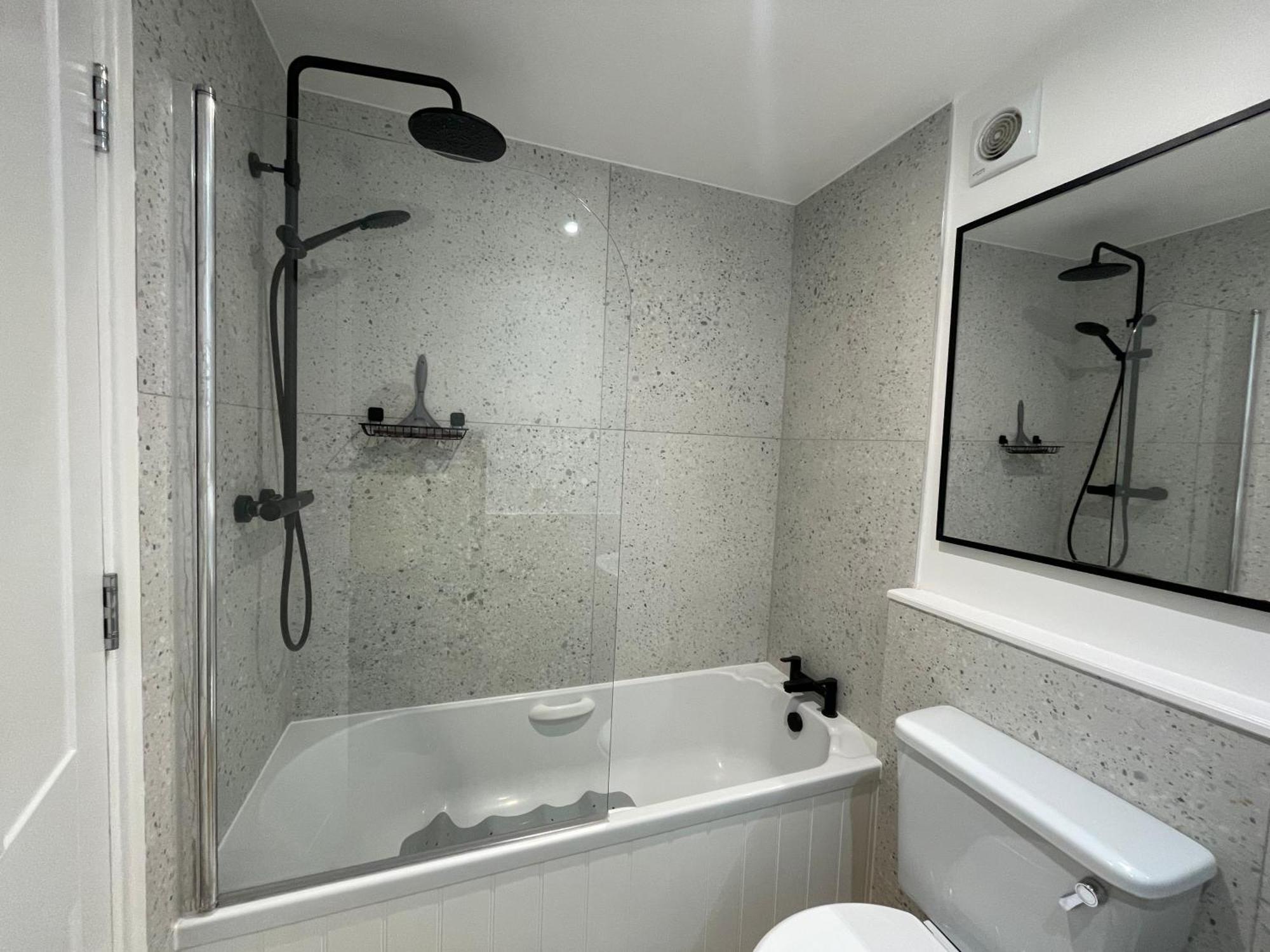 Apartamento Modern And Comfortable Flat With Private Parking Oxford Exterior foto